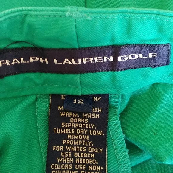 Ralph Lauren Golf Shorts - Picture 5 of 7